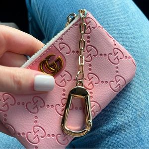 FUCCI Gucci pink zip up pouch with key holder